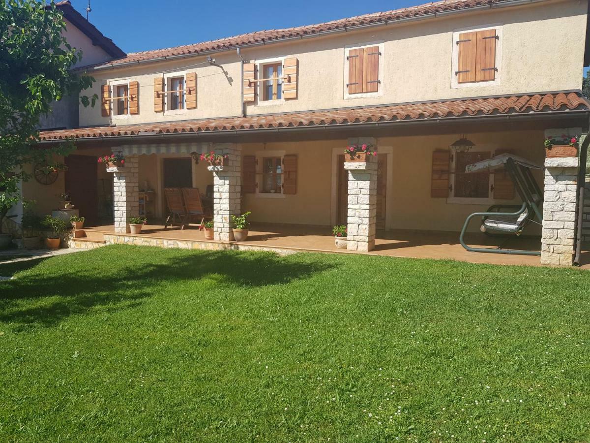Casa Istria Villa บูเย ภายนอก รูปภาพ